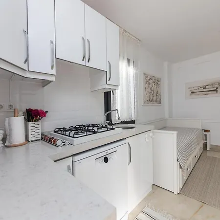Appartement Central And Cozy Flat 3 Min To Beach In