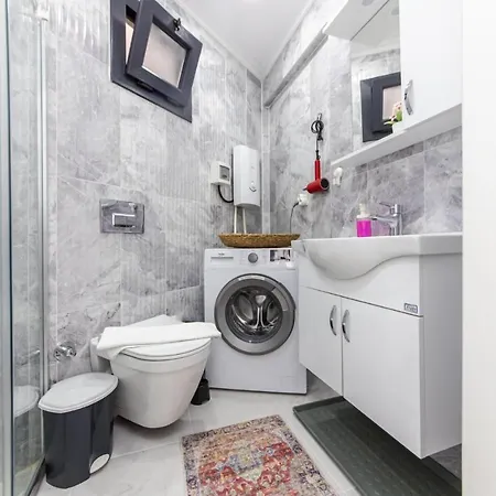 Central And Cozy Flat 3 Min To Beach In Appartement Bodrum